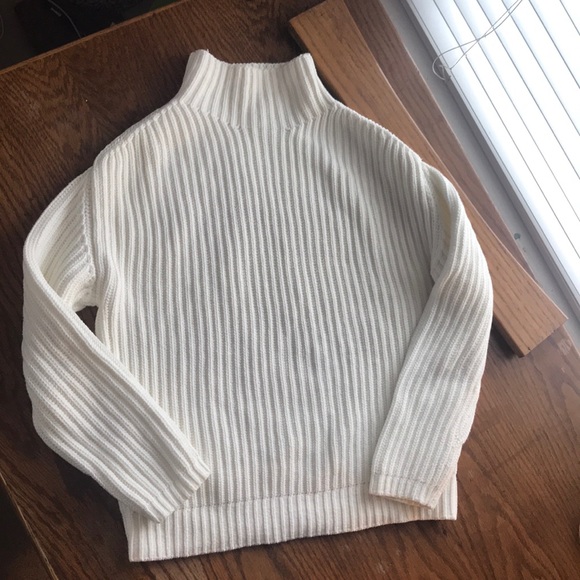 FINAL REDUCTION - turtleneck sweater - Picture 2 of 5
